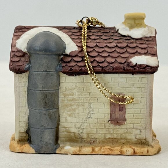 Vintage 1989 Brinn's Bakery Barn Porcelain Ornament Christmas Village 2.25" - Picture 4 of 10